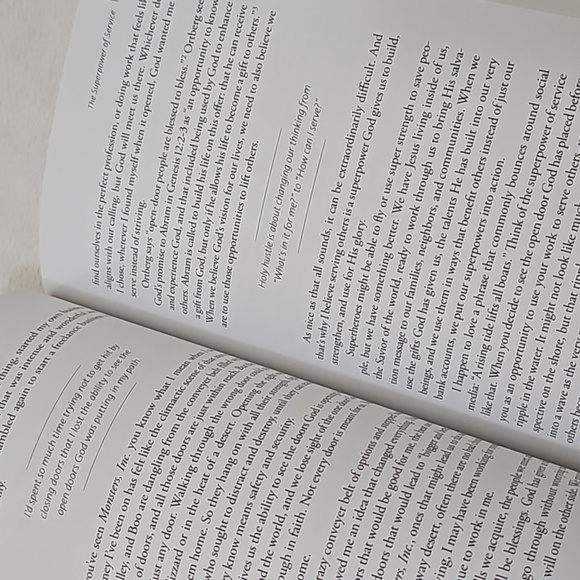 Holy hustle Book - Picture 4 of 9